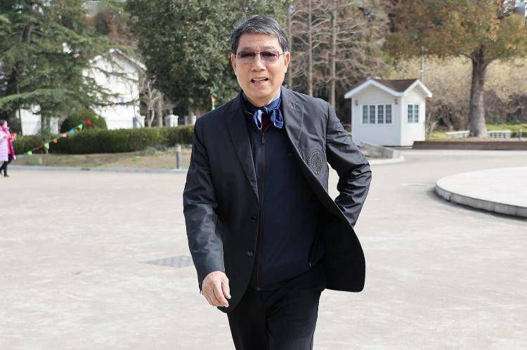 狠狠操人人干