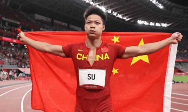 寂寞的男女